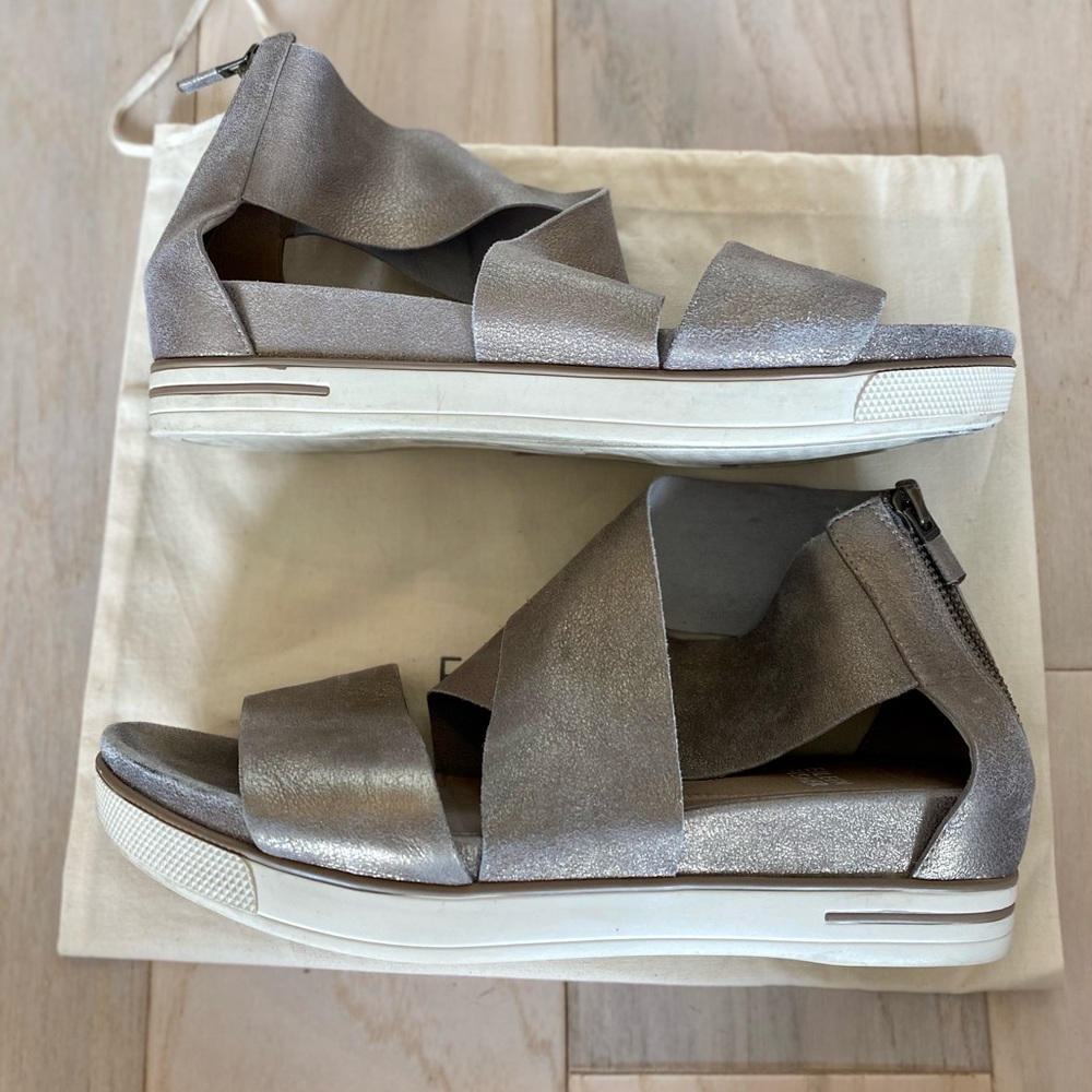Eileen Fisher leather sport sandal